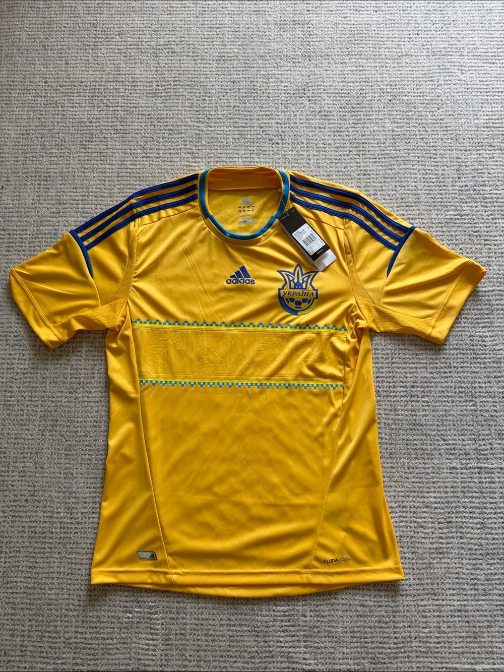NWT Ukraine 2012 Home football Shirt Adidas Techfit Player Issue jersey size M